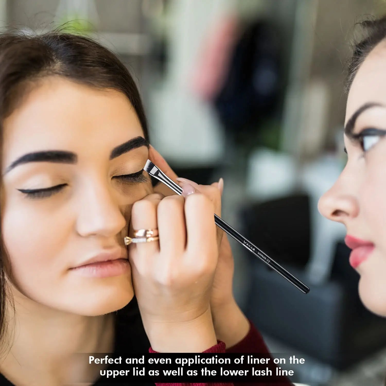 Vega Professional Small Angular Liner Brush - Premium