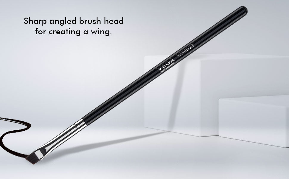 Vega Professional Liquid Liner Applicator - Precise Brush
