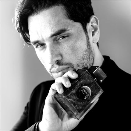 Armaf Club De Nuit Bling Eau De Parfum (EDP) 75ML showcasing the luxurious packaging, ideal for users who appreciate a long lasting eau de parfum.