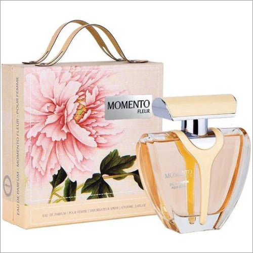 ARMAF MOMENTO FLEUR Eau de Parfum - 100 ml for Women, a luxurious floral eau de parfum featuring sweet fruity top notes and romantic floral heart notes.