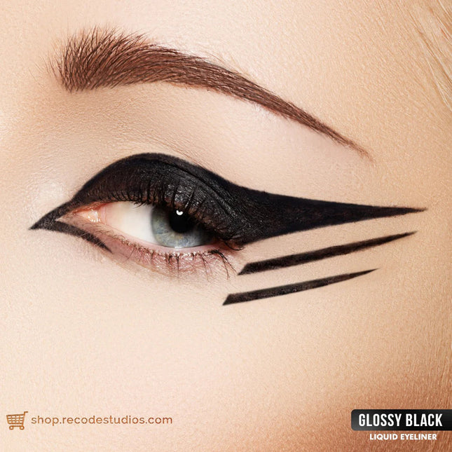 Recode Glossy Black Eyeliner applicator